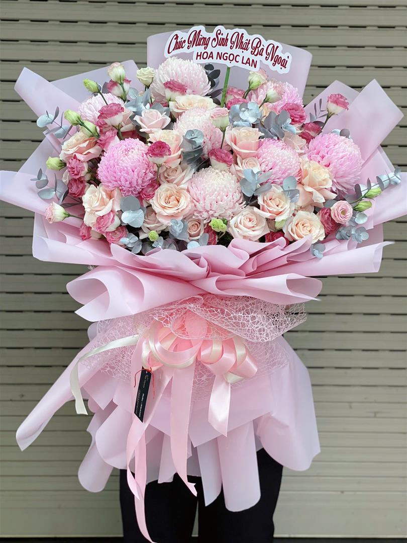 hoa sinh nhật muôn sắc yêu thương nhiều màu sang trọng