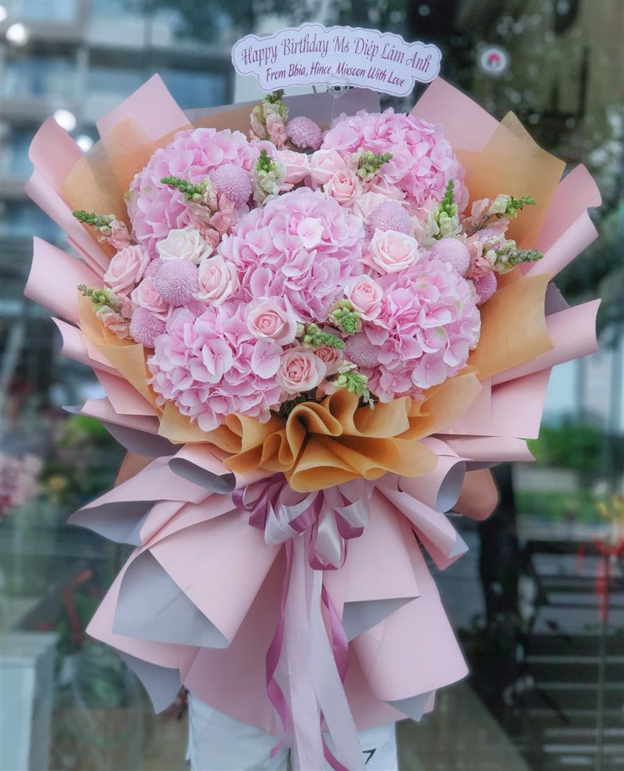 bó hoa sinh nhật màu hồng tường vi flower
