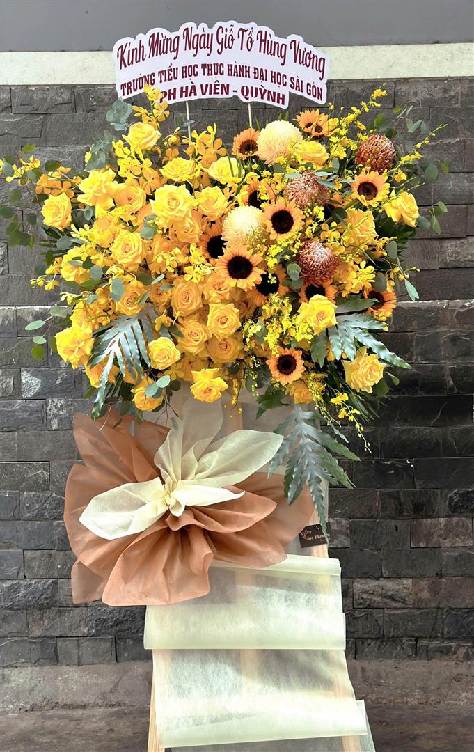 kệ hoa chúc mừng tường vi flower